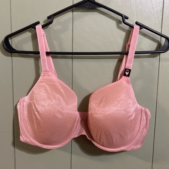 Victoria’s Secret 36D bras - new - Picture 3 of 4